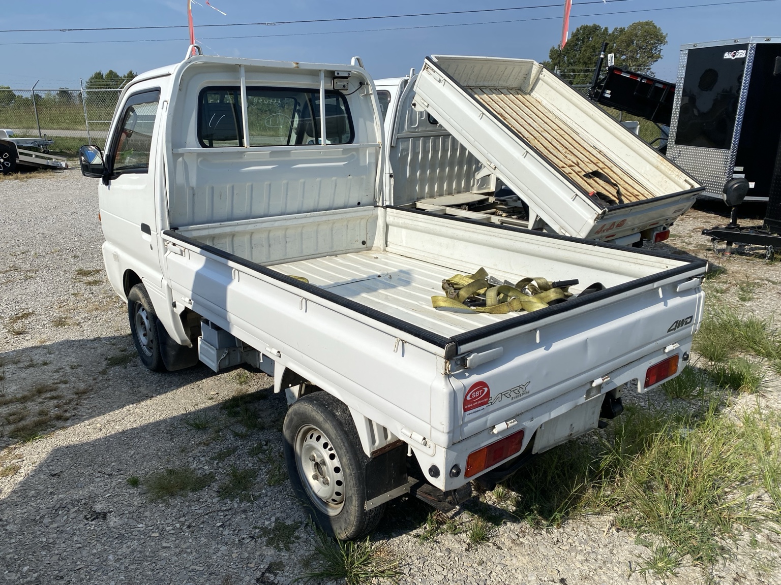1998 Suzuki Carry photo 2
