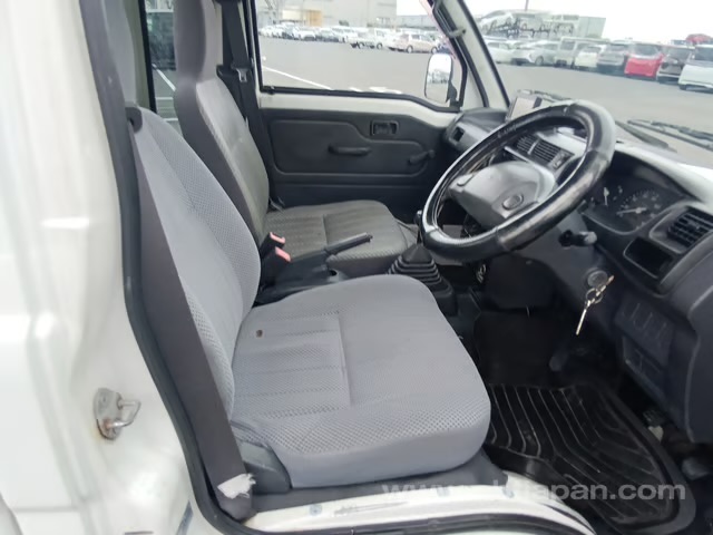 1999 Daihatsu Hijet Jumbo photo 5