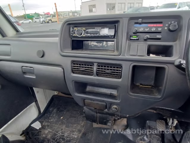 2000 Subaru Sambar Truck JA photo 7
